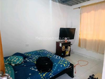 Casa de 5 alcobas en venta en Ciudadela Del Rio, Cali, 180 m² · foto 15 de 19