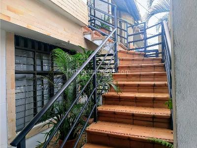 Casa de 5 alcobas en venta en Oriente, Cali, 385 m² · foto 14 de 20