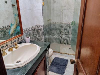 Casa de 5 alcobas en venta en El Ingenio, Cali, 700 m² · foto 9 de 20