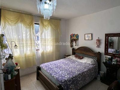 Casa de 5 alcobas en venta en La Floresta, Cali, 250 m² · foto 8 de 19