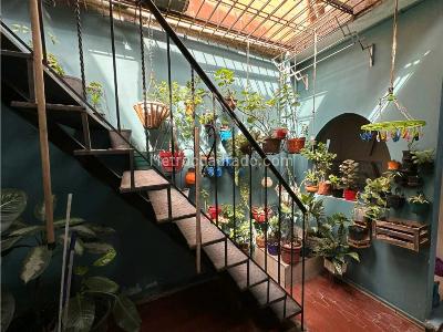 Casa de 5 alcobas en venta en La Floresta, Cali, 250 m² · foto 10 de 19