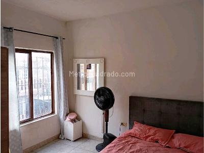 Casa de 5 alcobas en venta en Los Lagos, Cali, 250 m² · foto 6 de 9