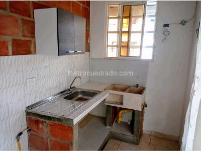 Casa de 4 alcobas en venta en Talanga, Cali, 150 m² · foto 2 de 4