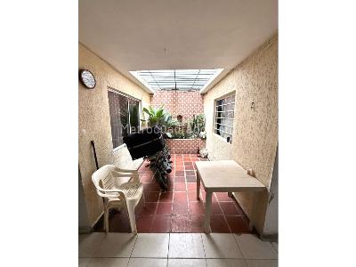 Casa de 5 alcobas en venta en Alcazares, Cali, 300 m² · foto 5 de 20