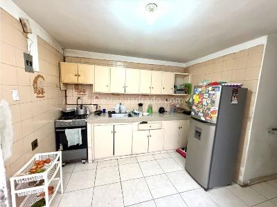 Casa de 5 alcobas en venta en Alcazares, Cali, 300 m² · foto 6 de 20