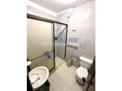 Casa de 5 alcobas en venta en Alcazares, Cali, 300 m² · foto 8 de 20