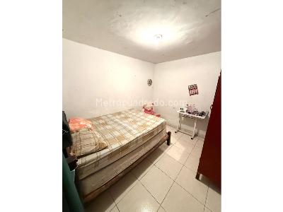 Casa de 5 alcobas en venta en Alcazares, Cali, 300 m² · foto 10 de 20