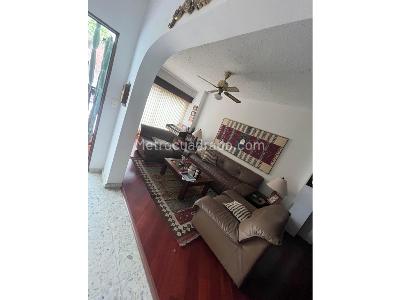 Casa de 5 alcobas en venta en Santa Rita, Cali, 212 m² · foto 5 de 20