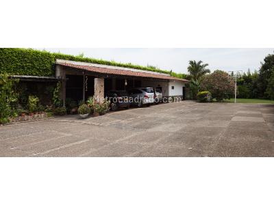 Casa de 5 alcobas en venta en Pance, Cali · foto 2 de 20