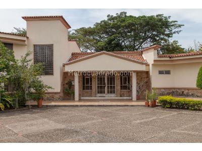 Casa de 5 alcobas en venta en Pance, Cali · foto 3 de 20