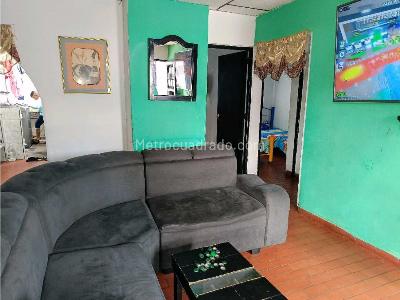Apartamento de 3 alcobas en venta en Villa Del Lago, Cali, 60 m² · foto 2 de 9