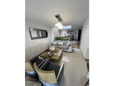 Casa de 3 alcobas en venta en Guadalupe, Cali, 142 m² · foto 7 de 20