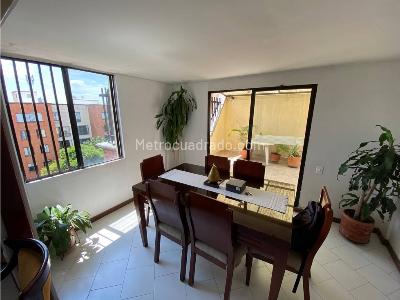 Apartamento de 3 alcobas en venta en Santa Anita, Cali, 150 m² · foto 4 de 18