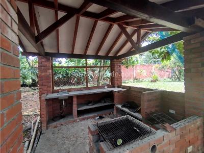 Casa de 5 alcobas en venta en Bochalema, Cali, 1906 m² · foto 8 de 20
