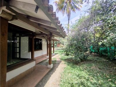 Casa de 5 alcobas en venta en Bochalema, Cali, 1906 m² · foto 10 de 20