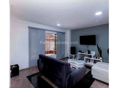 Casa de 5 alcobas en venta en Ciudadela Comfandi, Cali, 171 m² · foto 19 de 20