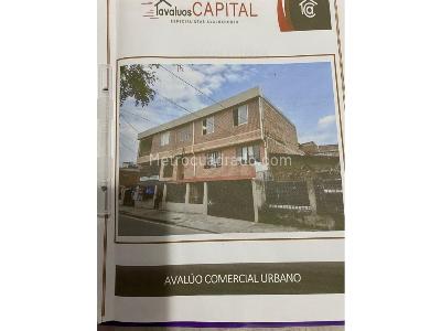 Casa de 5 alcobas en venta en El Poblado Ii, Cali, 209 m² · foto 3 de 3