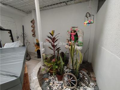 Casa de 5 alcobas en venta en La Estacion, Palmira, 600 m² · foto 3 de 20