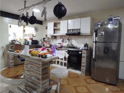 Casa de 5 alcobas en venta en La Estacion, Palmira, 600 m² · foto 5 de 20