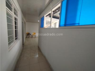 Casa de 5 alcobas en venta en La Estacion, Palmira, 600 m² · foto 14 de 20