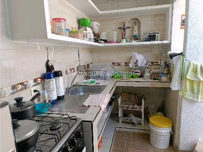 Apartamento de 3 alcobas en venta en Villa Del Lago, Cali, 59 m² · foto 7 de 17