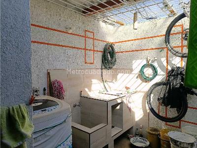 Apartamento de 3 alcobas en venta en Villa Del Lago, Cali, 59 m² · foto 8 de 17