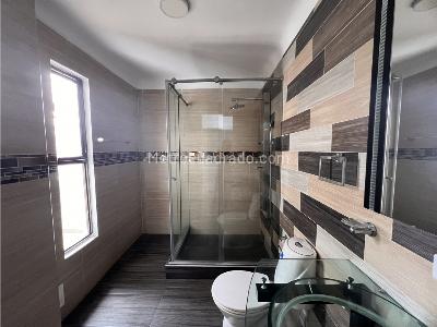 Casa de 5 alcobas en venta en Pampa Linda, Cali, 350 m² · foto 3 de 18