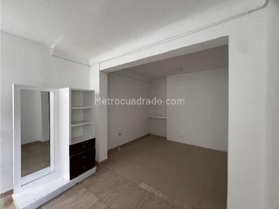 Casa de 5 alcobas en venta en Pampa Linda, Cali, 350 m² · foto 5 de 18