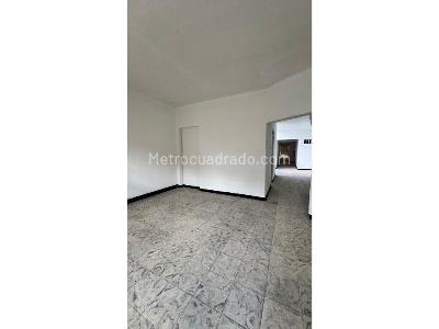 Casa de 5 alcobas en venta en Santa Elena, Cali, 178 m² · foto 2 de 18
