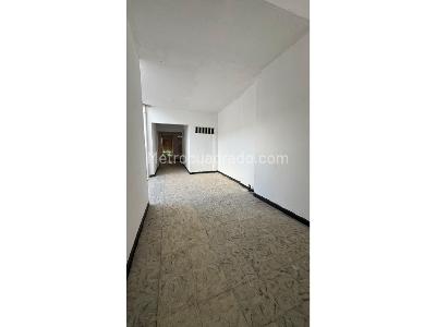 Casa de 5 alcobas en venta en Santa Elena, Cali, 178 m² · foto 3 de 18