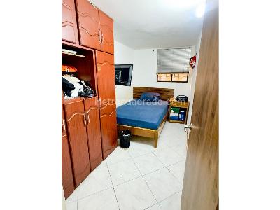 Casa de 3 alcobas en venta en Aranjuez, Medellín, 77 m² · foto 3 de 15