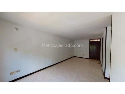 Apartamento en venta en Aguacatal, Cali · foto 2 de 19