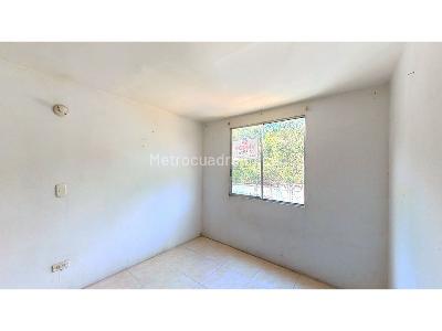 Apartamento en venta en Aguacatal, Cali · foto 7 de 19