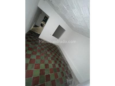 Casa de 5 alcobas en venta en Manuela Beltran, Cali, 105 m² · foto 4 de 10