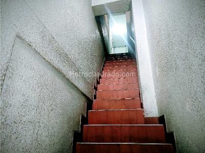 Casa de 5 alcobas en venta en San Pedro, Cali, 270 m² · foto 4 de 10