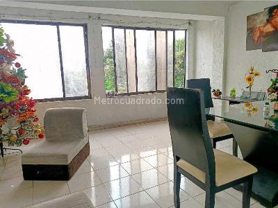 Casa de 5 alcobas en venta en San Pedro, Cali, 270 m² · foto 5 de 10