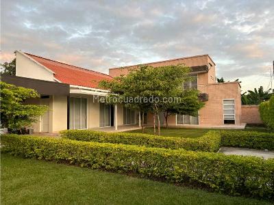 Casa de 3 alcobas en venta en Rozo, Palmira, 292 m² · foto 3 de 20