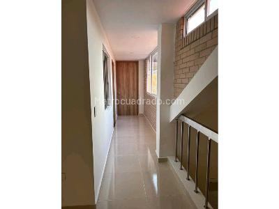 Casa de 3 alcobas en venta en Rozo, Palmira, 292 m² · foto 11 de 20