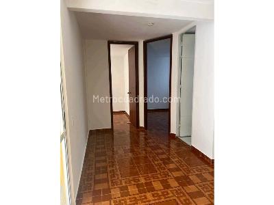 Apartamento en venta en Poblado Campestre, Cali · foto 4 de 9