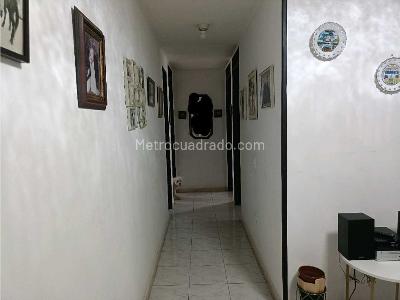 Apartamento de 3 alcobas en venta en El Limonar, Cali, 55 m² · foto 4 de 17