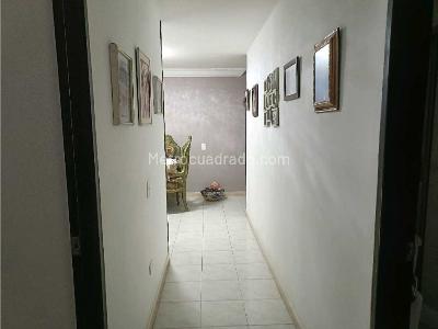 Apartamento de 3 alcobas en venta en El Limonar, Cali, 55 m² · foto 8 de 17