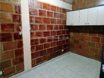 Casa de 5 alcobas en venta en El Rodeo, Cali, 300 m² · foto 13 de 20