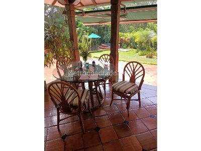 Casa de 4 alcobas en venta en Ciudad Jardin, Cali, 950 m² · foto 11 de 13