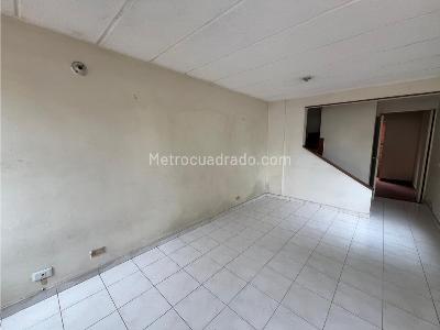 Casa de 4 alcobas en venta en El Limonar, Cali, 78 m² · foto 2 de 17