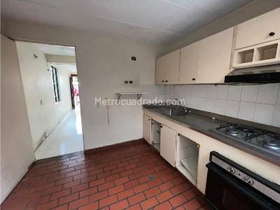 Casa de 4 alcobas en venta en El Limonar, Cali, 78 m² · foto 3 de 17
