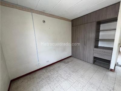 Casa de 4 alcobas en venta en El Limonar, Cali, 78 m² · foto 4 de 17