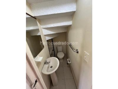 Casa de 4 alcobas en venta en El Limonar, Cali, 78 m² · foto 6 de 17