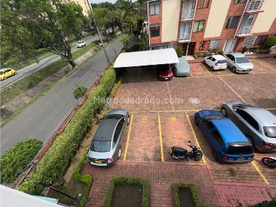 Casa de 4 alcobas en venta en El Limonar, Cali, 78 m² · foto 15 de 17