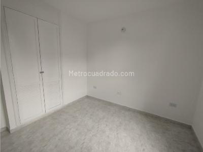 Apartamento en venta en Primero De Mayo, Cali · foto 9 de 18