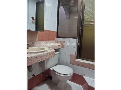 Casa de 5 alcobas en venta en Napoles, Cali, 226 m² · foto 11 de 15